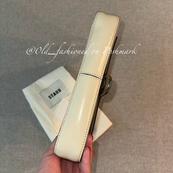 Price Firm - STAUD Harlow Leather Shoulder Bag - Picture 8 of 11